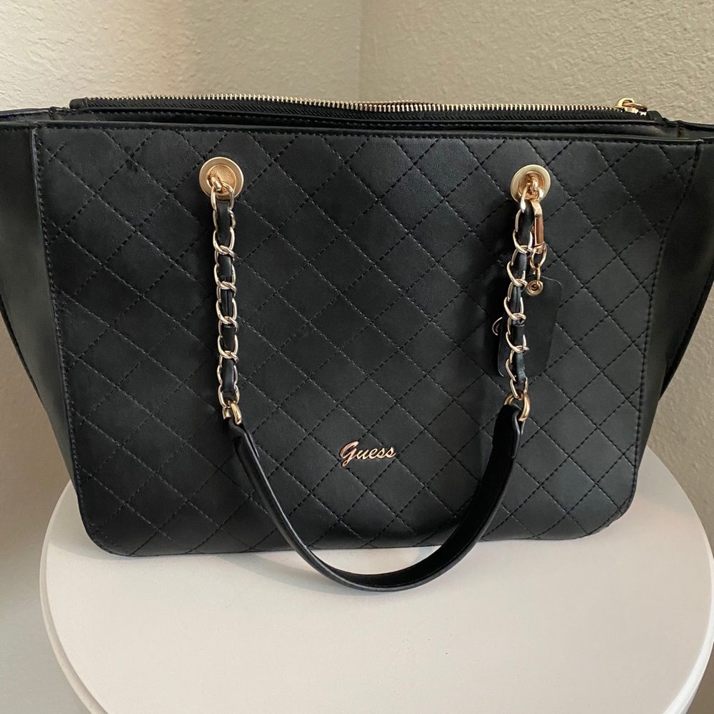 Guess Tote